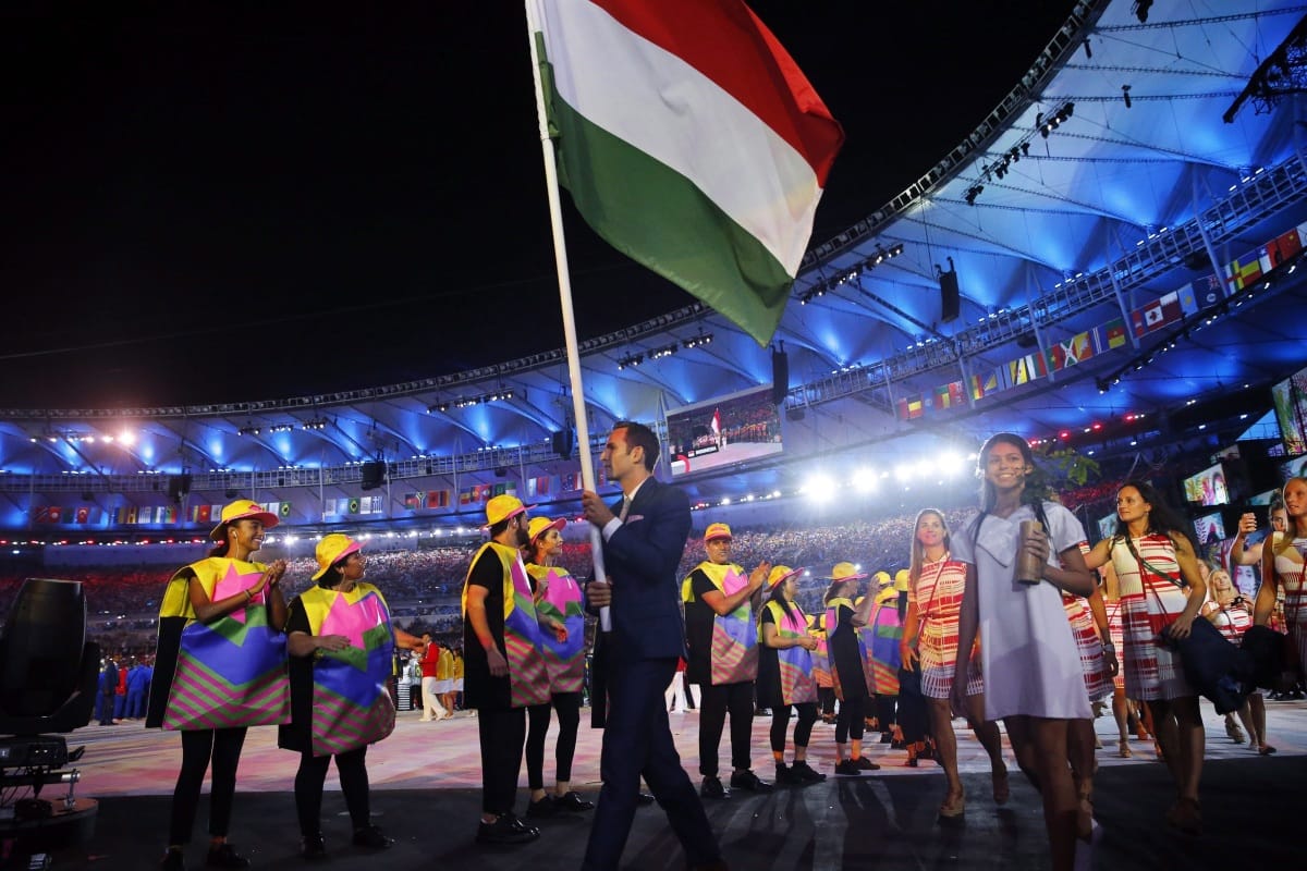 Szilágyi Áron a második magyar, aki zászlóvivőként olimpiát nyert