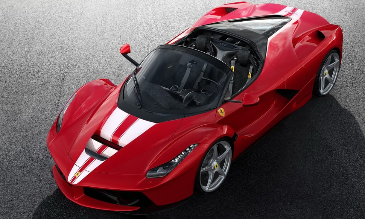 Már biztos: jön a csendben lopakodni képes új hibrid Ferrari