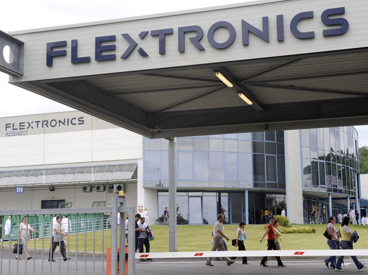 Állítólag kivonul Pécsről a Flextronics az egyik vevő kérésére