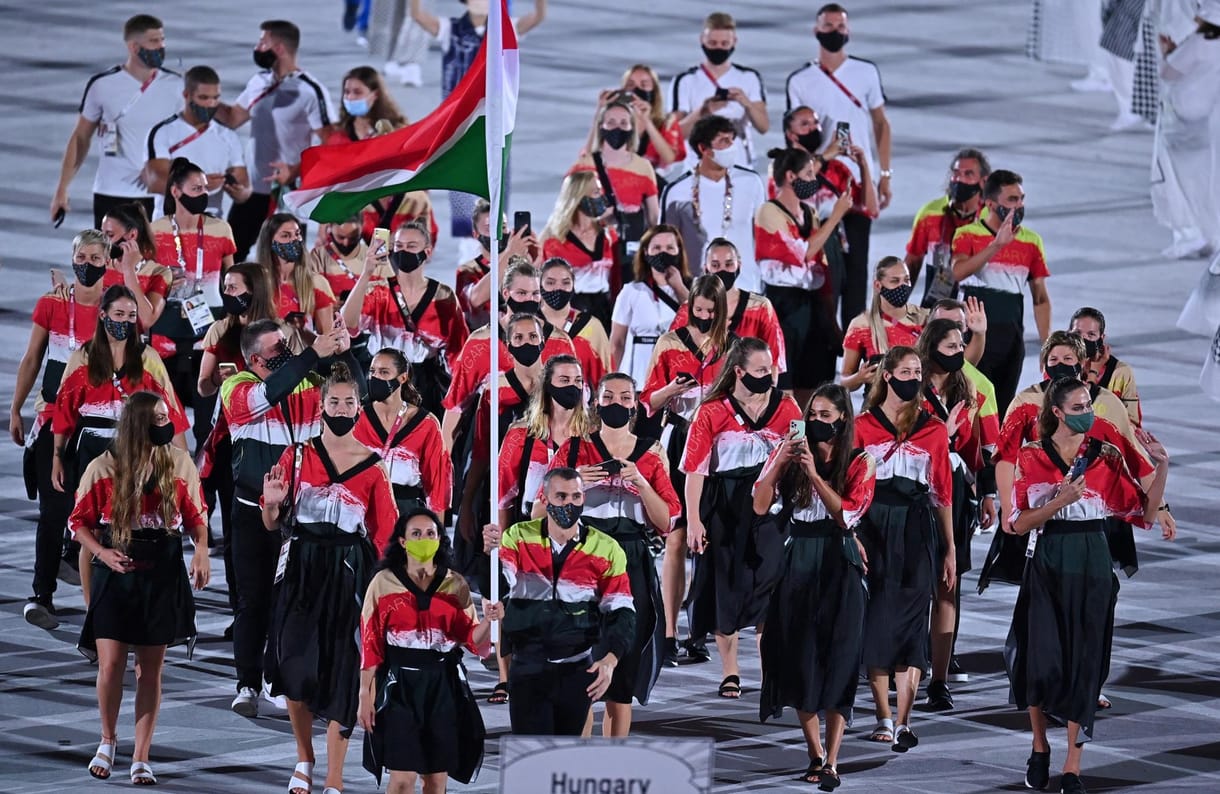 Így vonultak be a magyarok a tokiói olimpián - képekkel