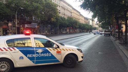 Pénzt kapnak a körúti robbantásban megsérült rendőrök a VI. kerülettől