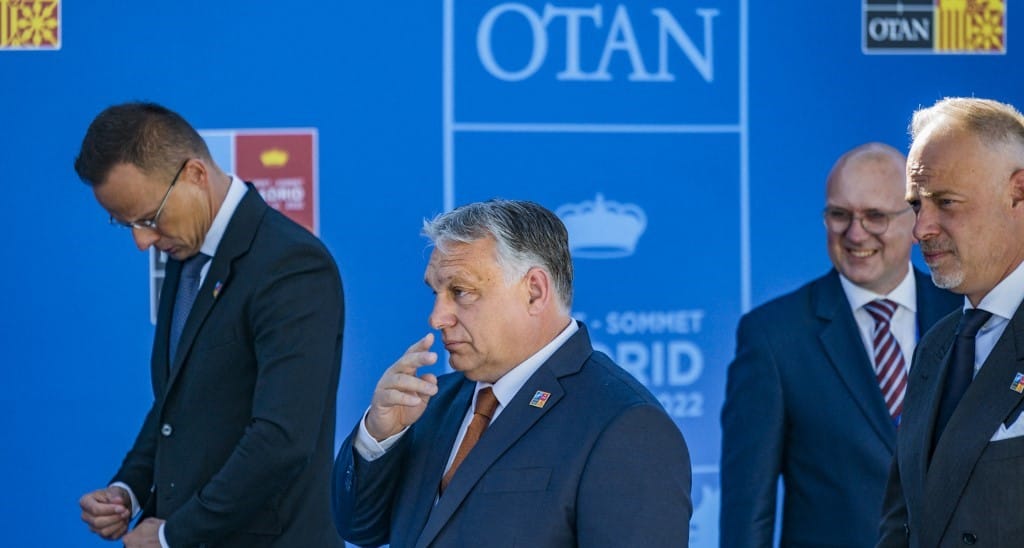 Putyin, mint a NATO lobbistája, Brezsnyev, haderőfejlesztés és külföldi kritikák – négyórás parlamenti vita volt a NATO-bővítésről