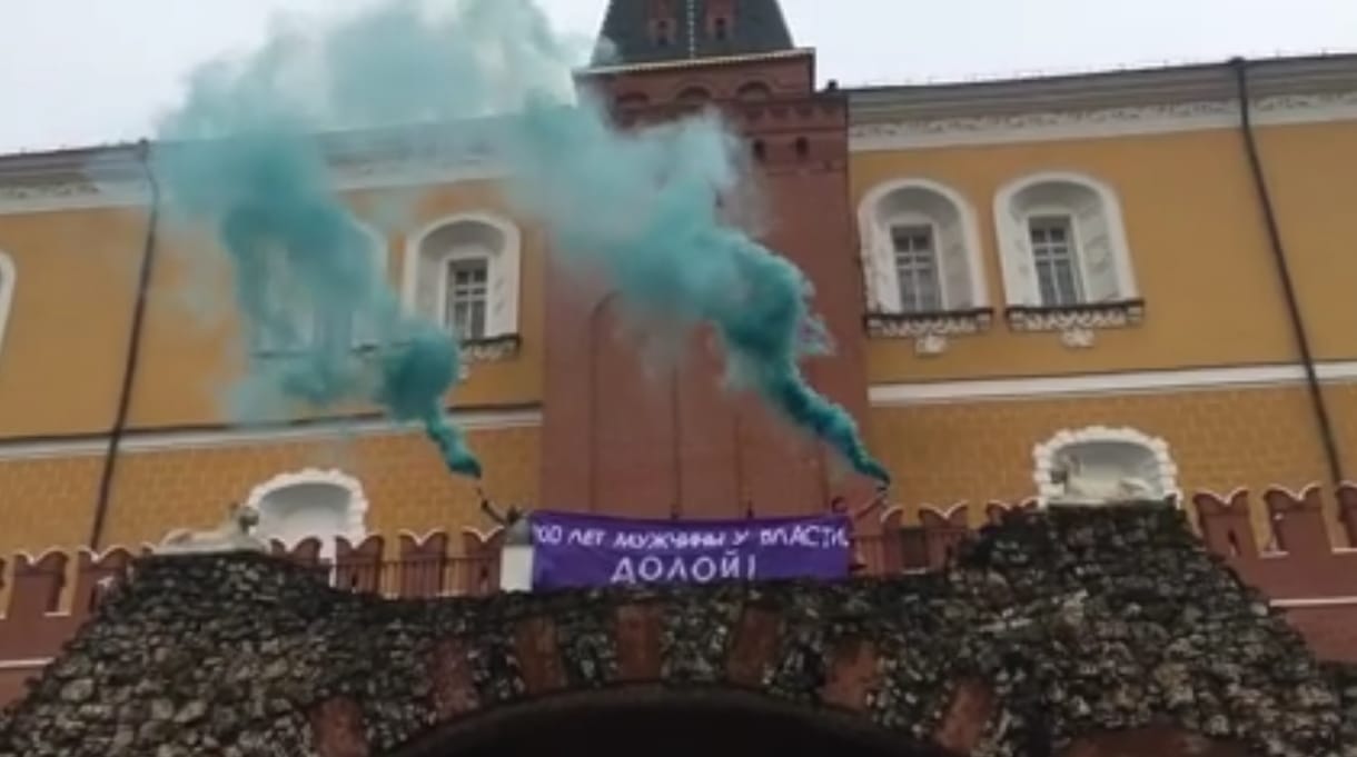 Feministák tüntettek a Kremlnél, le is kapcsolták őket