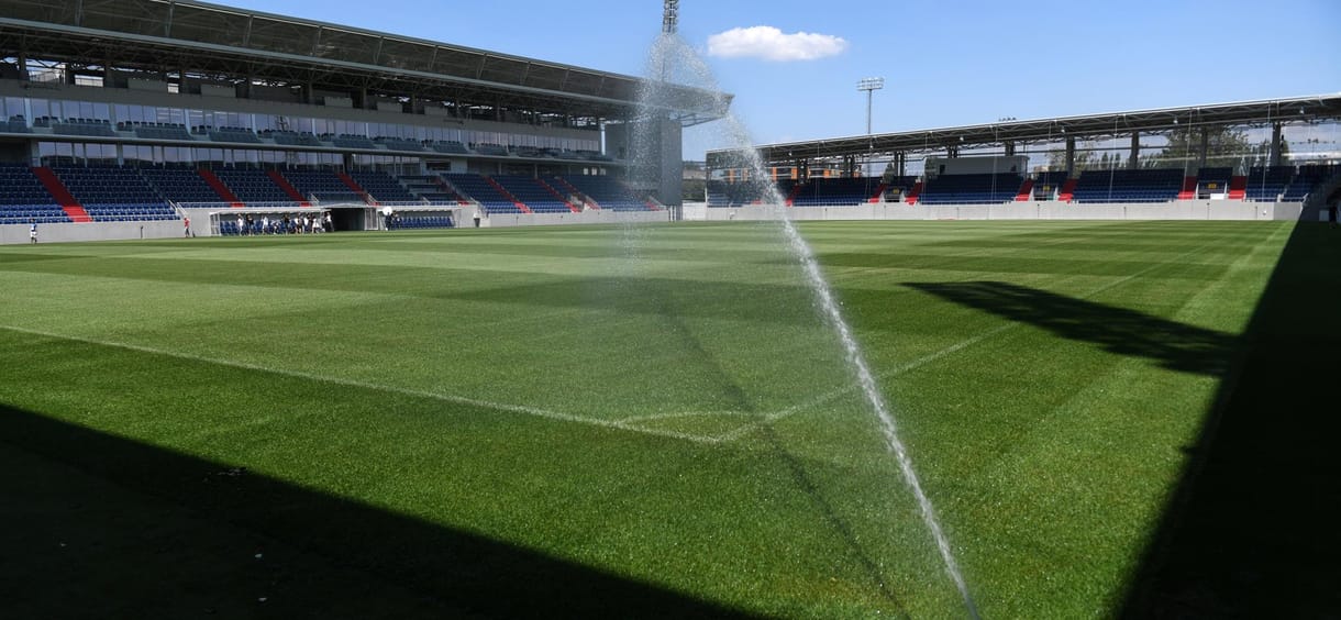 Hogyan lehet úgy stadiont üzemeltetni, hogy az meg is érje? A Vasas megpróbálja