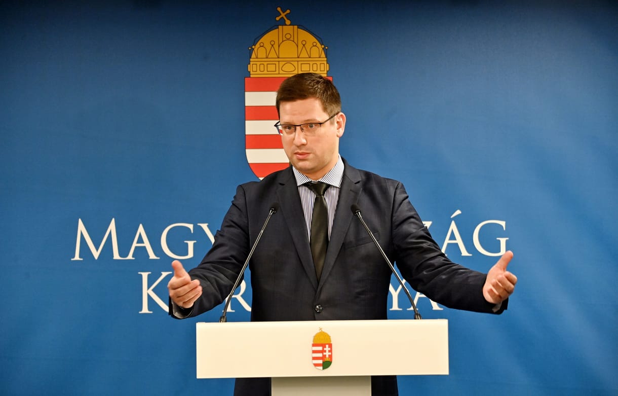 Gulyás Gergely hosszas mantrázással bizonygatta, miért győzött a kormány az Alkotmánybíróságon