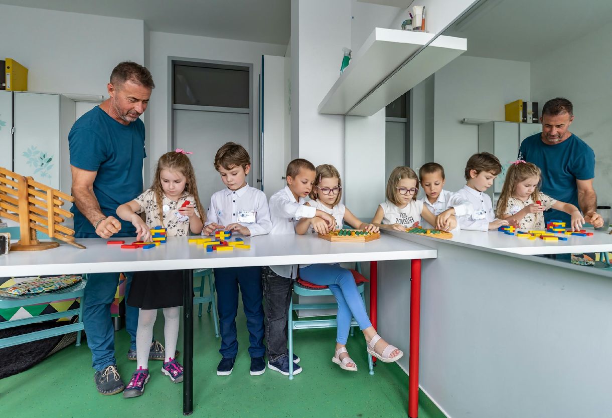 Egyre több szülő tanul gyógypedagógiát, hogy a gyerekének tudjon segíteni