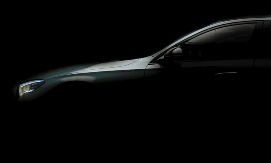 Nemcsak a SUV-oké a világ, íme az új Mercedes E-osztály