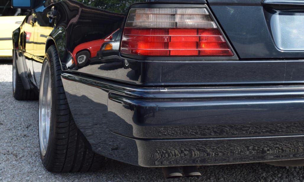 Szuperritka 6 literes V8-as régi Mercedes E60 AMG bukkant fel Budapesten