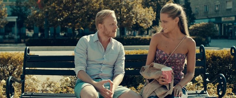 A Wellhello-film végre nem nézi hülyének a Tinder-generációt