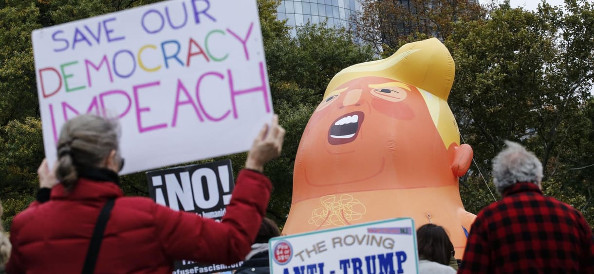 Krimiszerű olvasmány a Trump és az oroszok viszonyáról szóló Mueller-jelentés