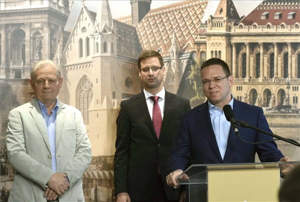 Pénzzel venné vissza Budapestet Orbán?