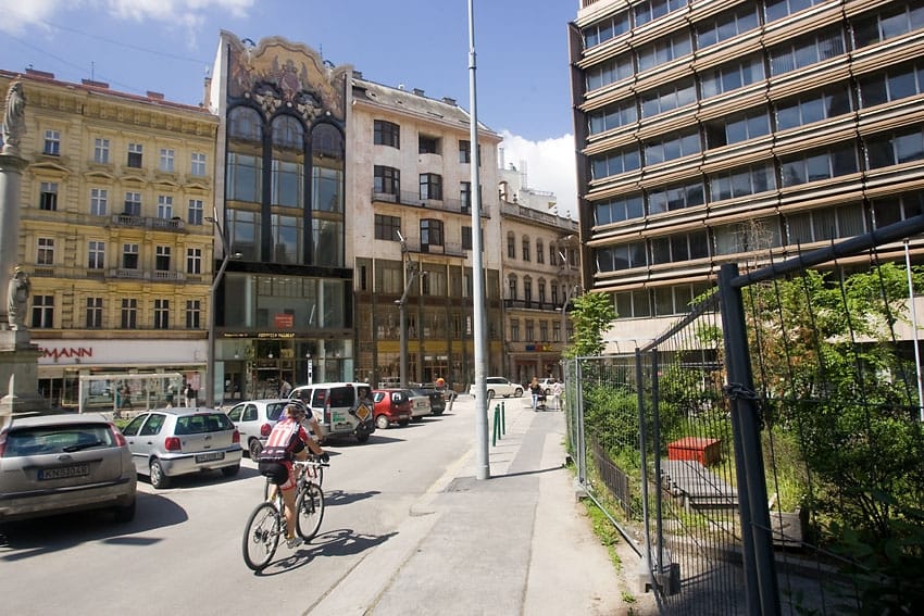 Titkos vevőé lett a Szervita téri irodaház