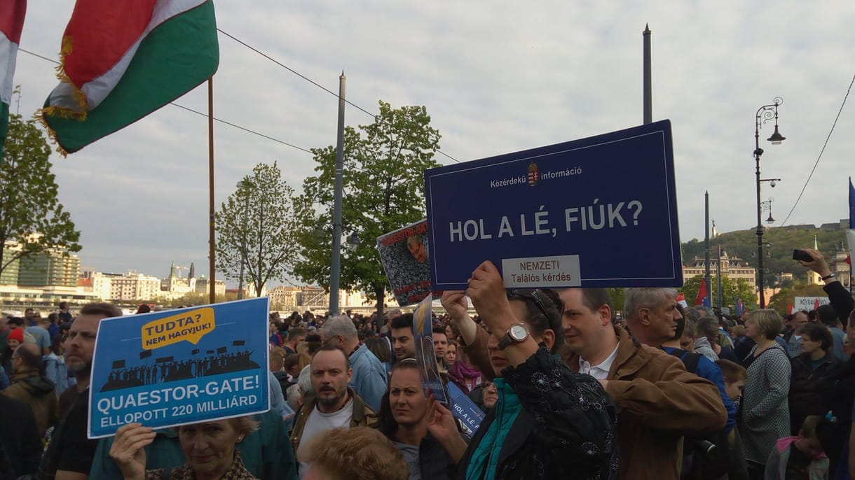 Újabb tízmilliárdot vett ki az állam a Quaestor-károsultak zsebéből?