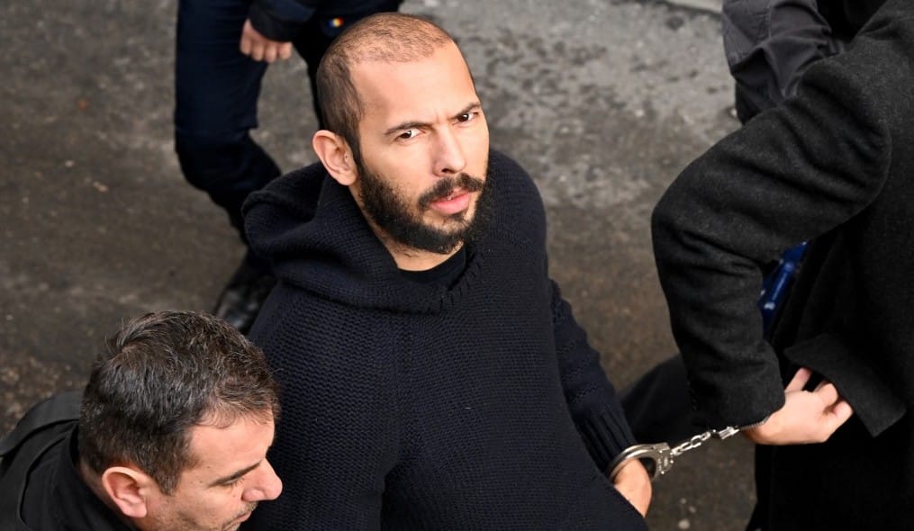 Nemi erőszakkal és emberkereskedelemmel vádolta meg a román ügyészség Andrew Tate-et