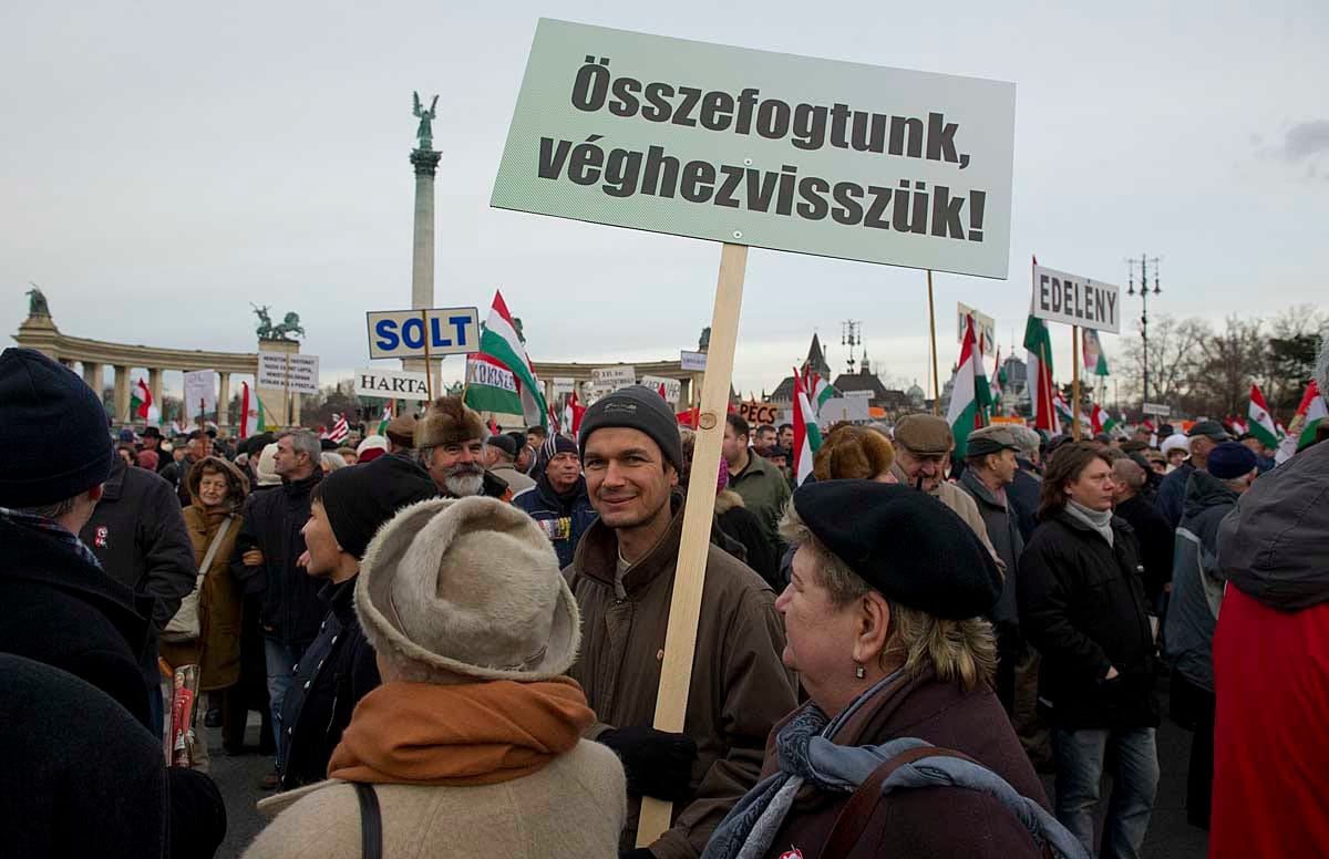 Egy egész nemzet állt ki szombaton Orbán tervei ellen
