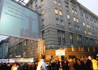 Fidesz: eladják az oktatási minisztérium épületét?