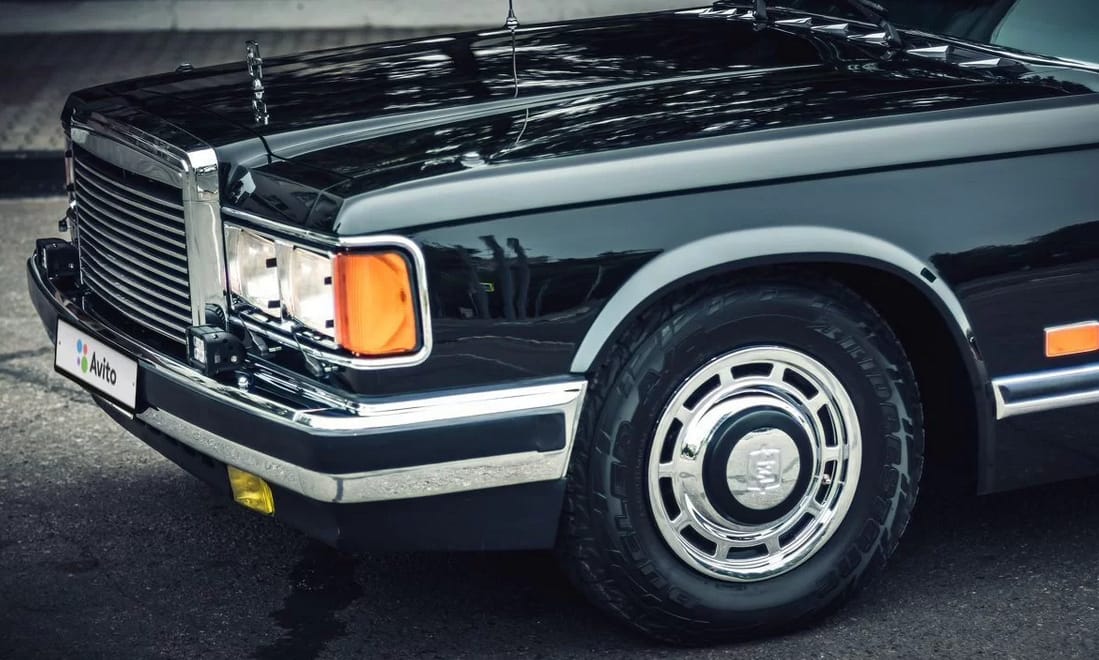 A szovjet luxusautók netovábbja: 7,7 literes V8 a 100 millió forintos ZiL-ben
