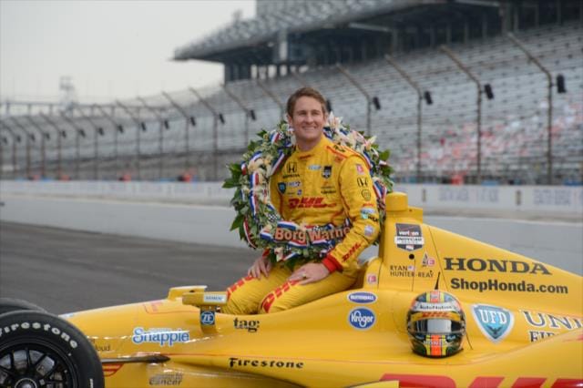 Esküvő helyett megnyerte az Indianapolis 500-at