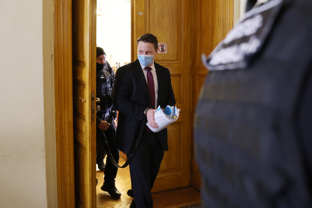 Lefoglalnák Schadl György repülőgépét és hajóját is – folytatódott a korrupciós botrány bírósági tárgyalása