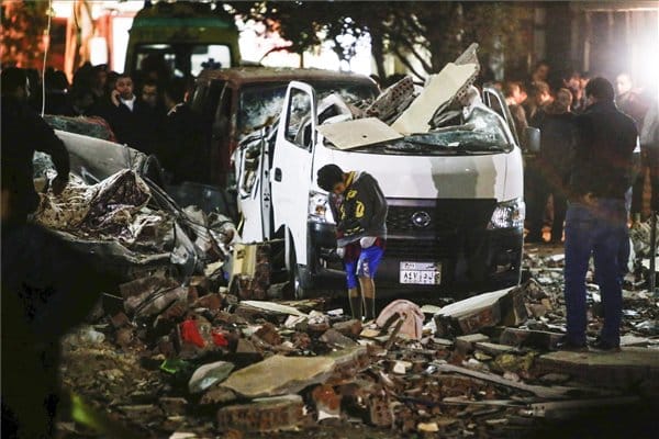 Hatástalanítás közben robbanhatott bomba Egyiptomban