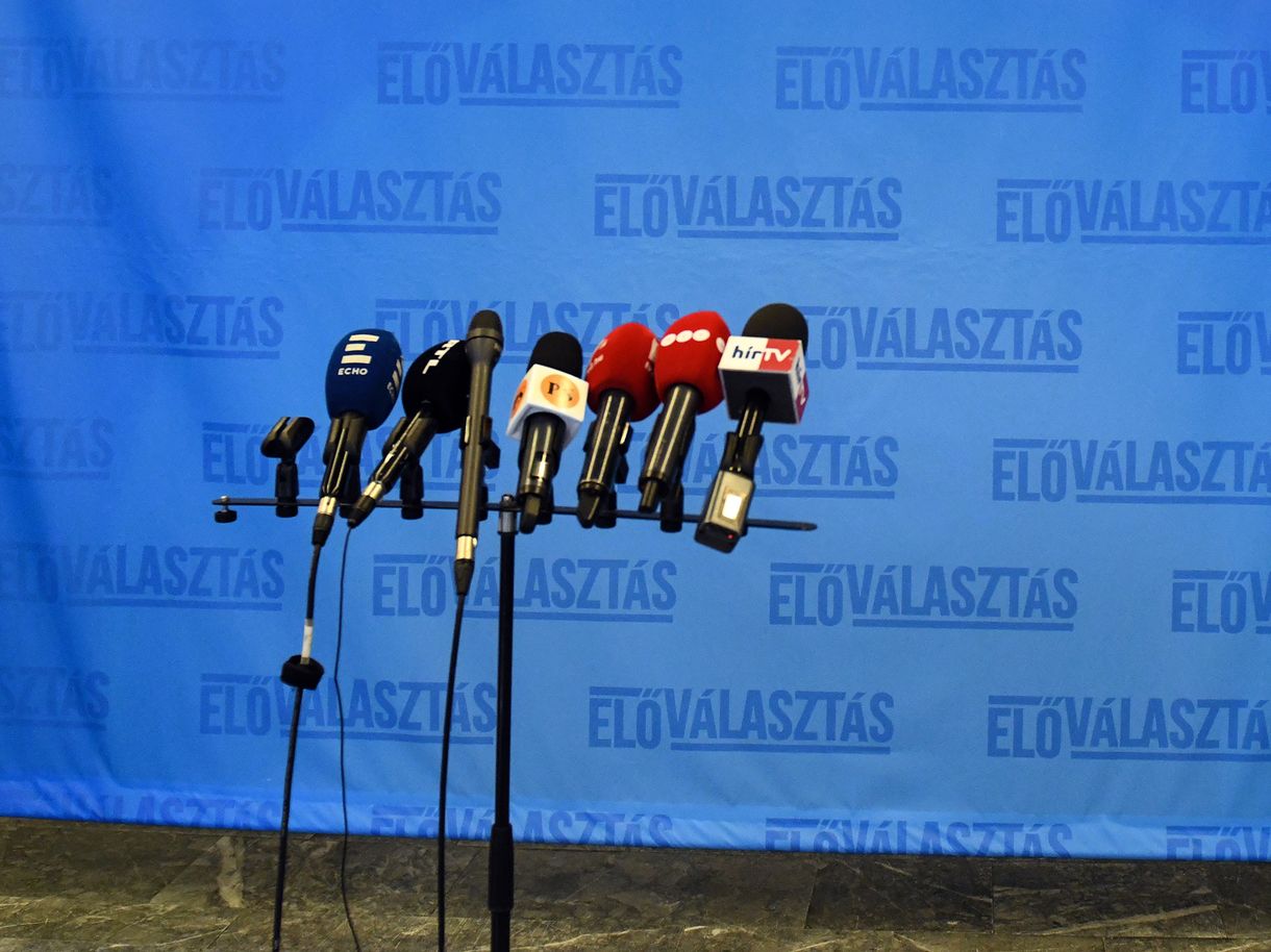 Civilek is beszállhatnak az ellenzéki előválasztásba, a szociáldemokratákkal még tárgyalnak