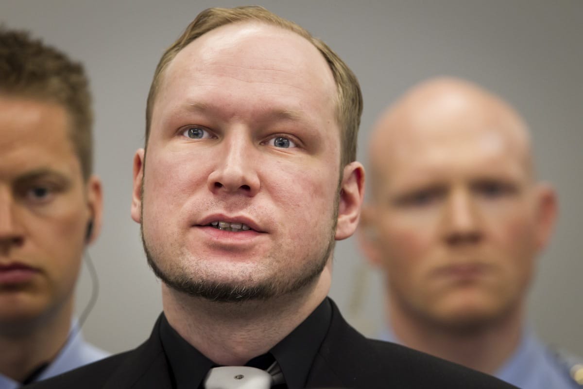 Breivik, a norvég tömeggyilkos nevet változtatott