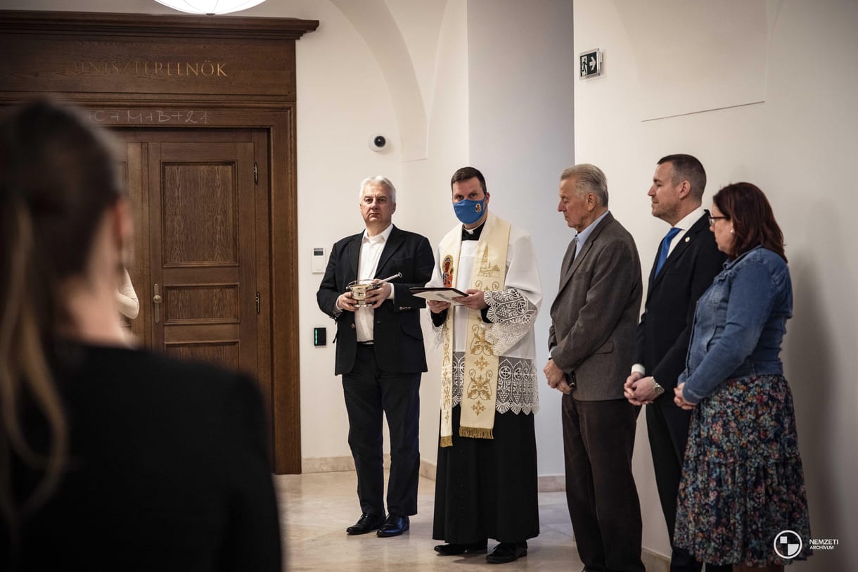 Dobszay János: Leleplezte Orbánt is a NER megbukott papja