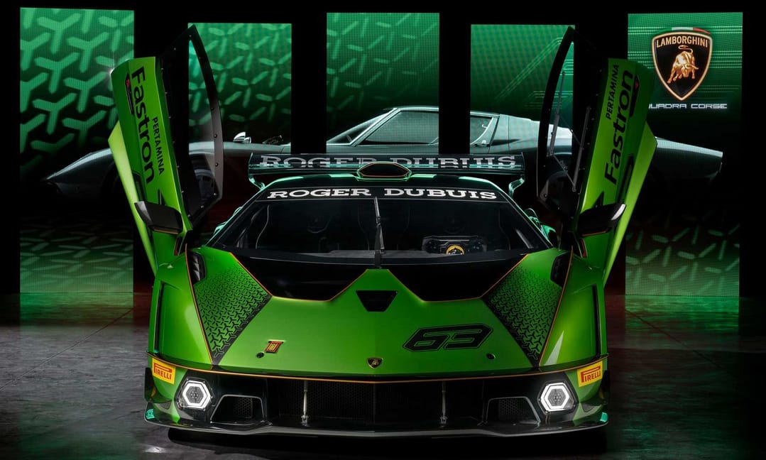 Nincs turbó és nincs villanymotor: itt a 830 lóerős, szívó V12-es, új Lamborghini