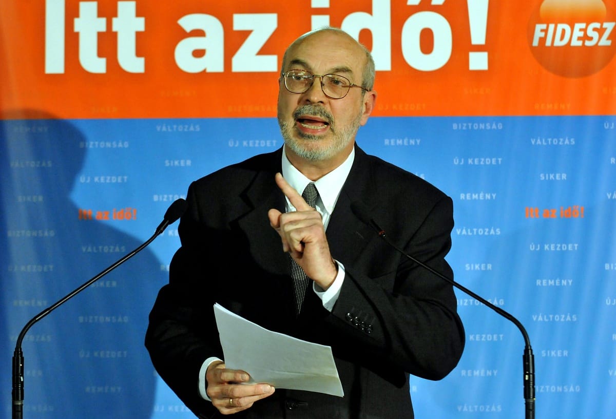 Újabb fideszest marasztalt el az NVB iskolában kampányolás miatt