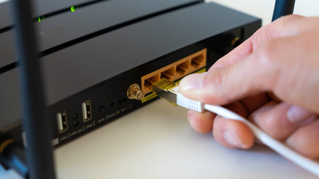 Roskadozik otthon a wifije a sok csatlakozó készüléktől? Mutatunk néhány megoldást