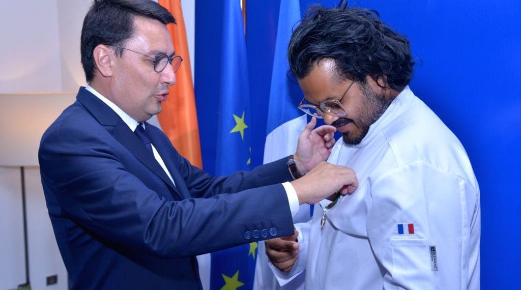 Francia érdemrend a bengáli séfnek