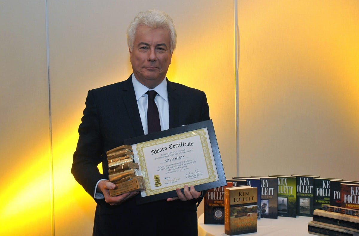 Nem tudja kifizetni kocsija szervizelését? Ken Follett így oldotta meg