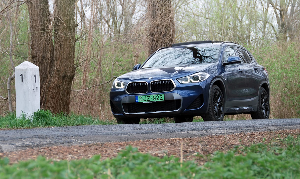 BMW X2 25e-teszt: játékos kis konnektoros 
