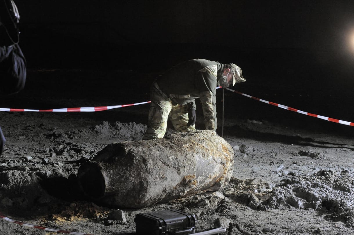 Annyira kiszáradt a Pó folyó, hogy előbukkant egy 450 kilogrammos bomba