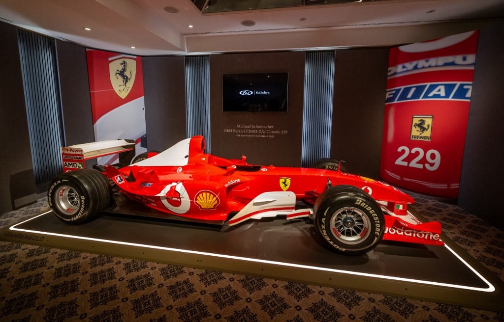 Valaki 5,3 milliárd forintnyi eurót fizetett Schumacher 2003-as Ferrarijáért