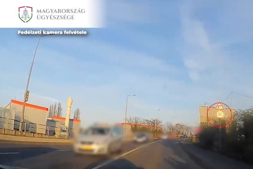 Jogosítvány nélkül karambolozott, majd segítségnyújtás nélkül sétált el a helyszínről – videó