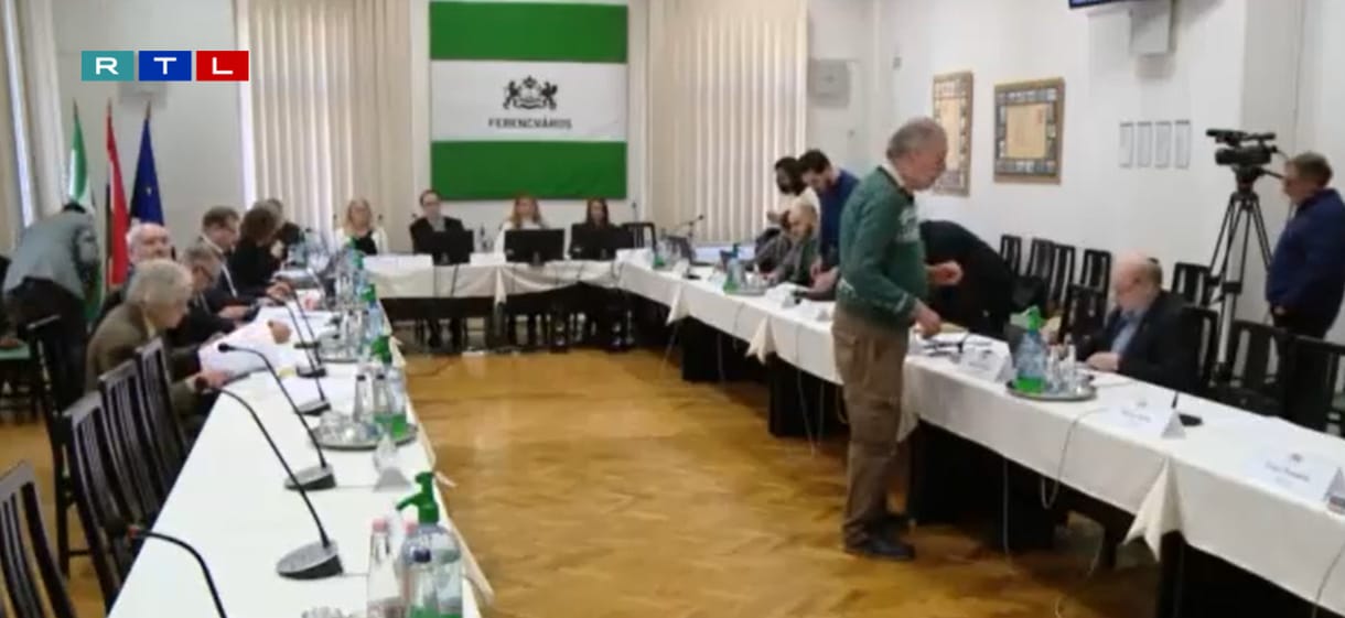 Keresetük egyharmadától elesnek februárban a ferencvárosi óvodai dolgozók, mert nem szavazták meg nekik a bérpótlékot
