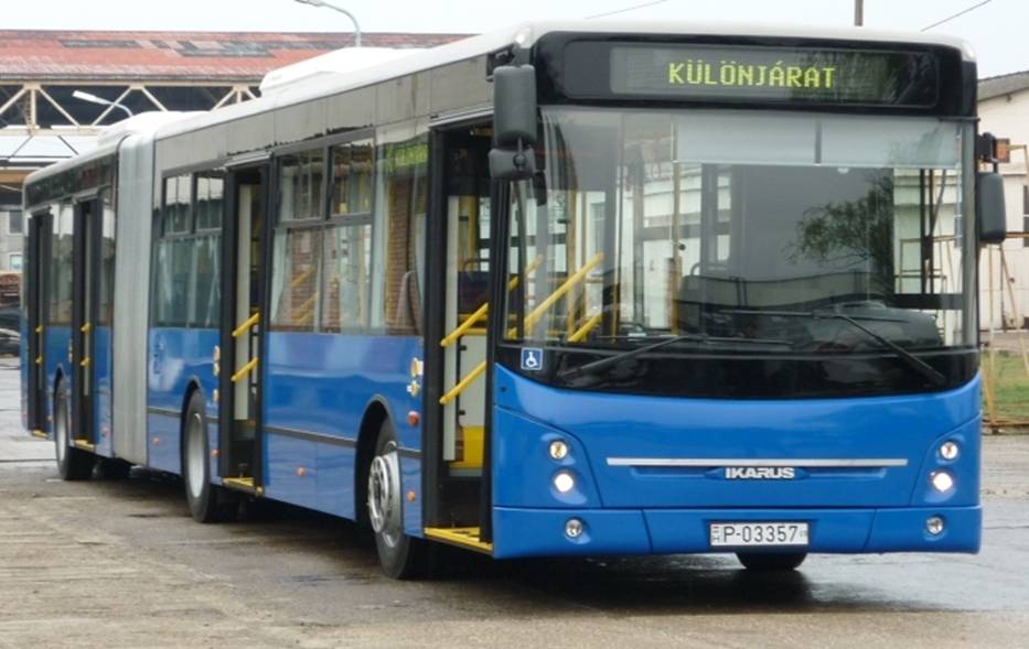 Ilyen új Ikarus jár péntektől a 7-es busz vonalán - fotók