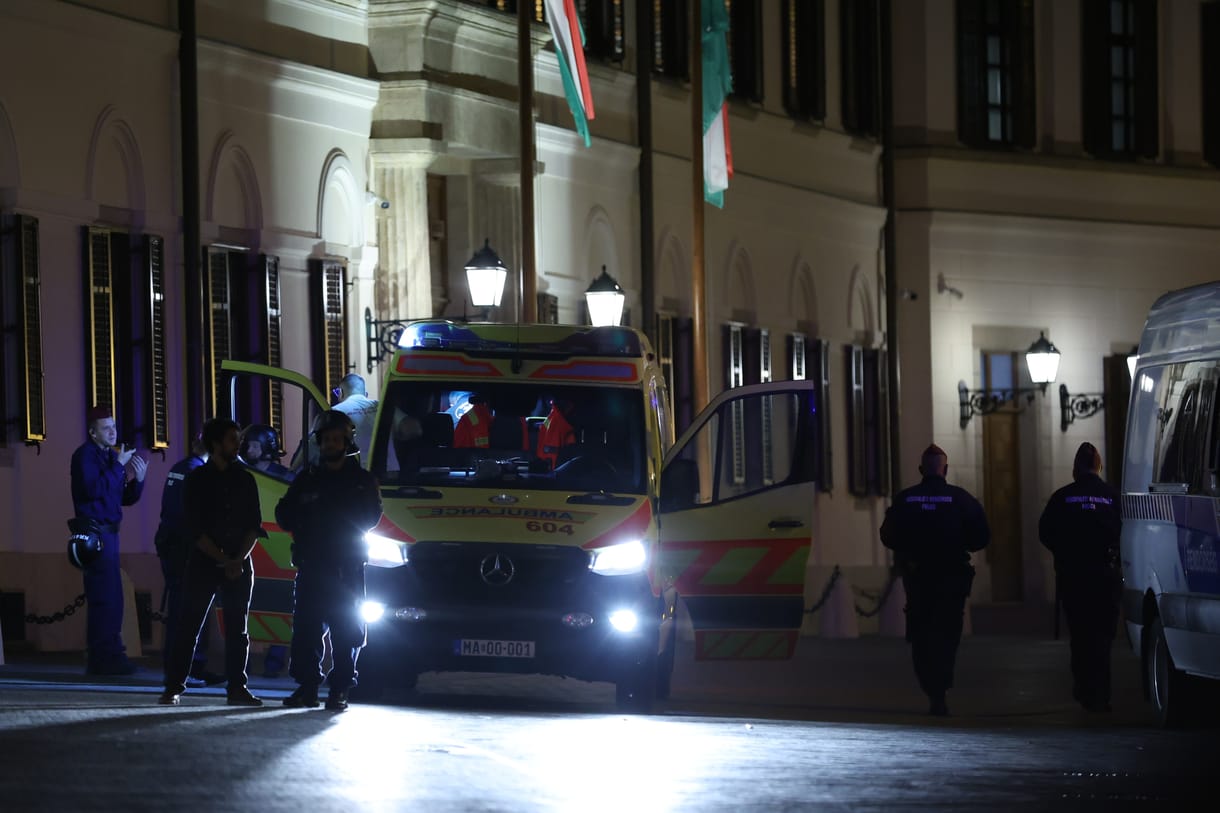 Kiengedték Tompos Mártont a rendőrségről