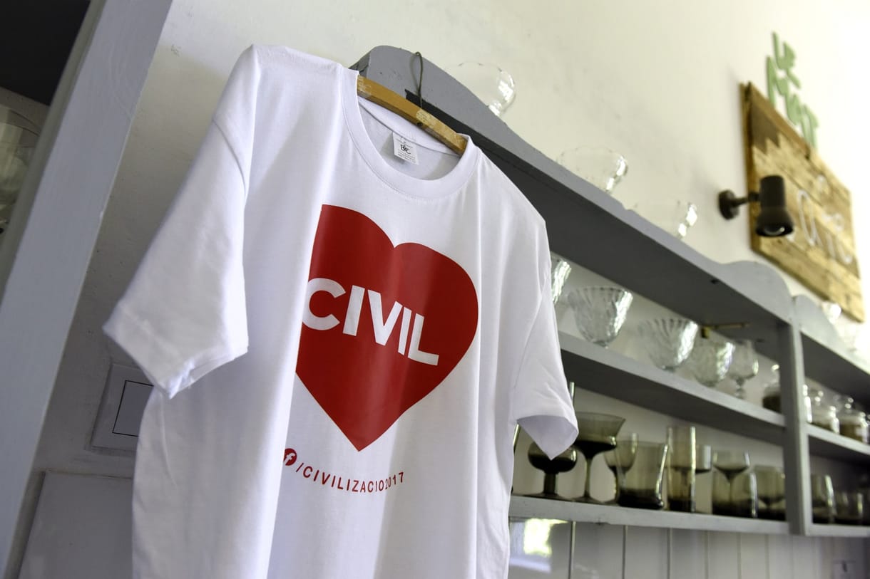 Bevándorlásszervezési illetékkel találna fogást Soroson és a civileken a kormány