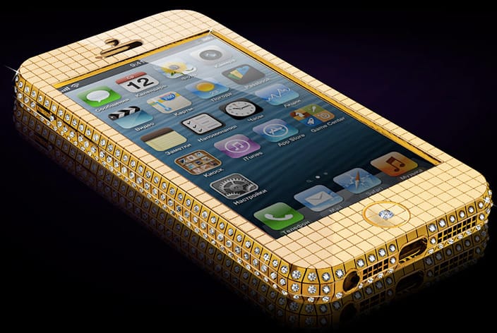 Ha égetné a pénzt: 364 gyémánttal borított iPhone 5