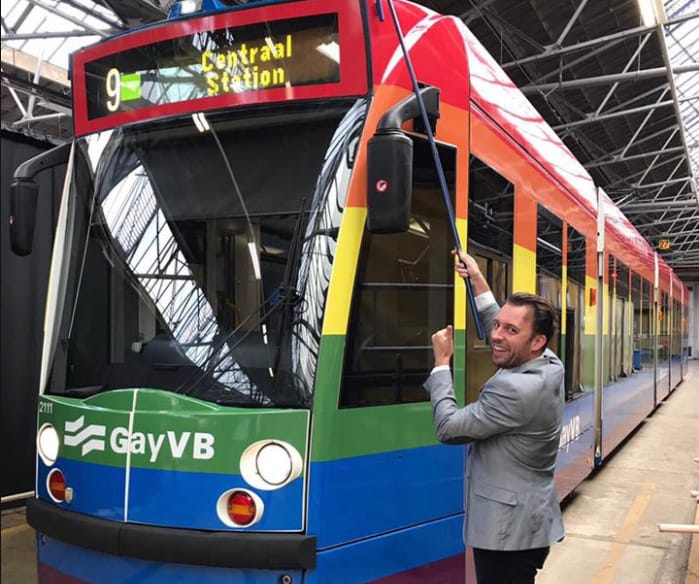 Még egy villamos is szivárványszínű lett az amszterdami Pride-ra – fotó
