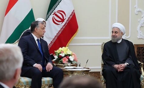 Az iráni elnök szelíden mosolygott Orbánra, és ezt posztolta is - fotók