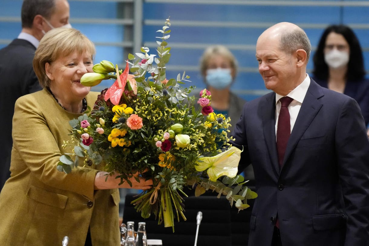 FAZ-kommentár: Németország csak ne csücsüljön a demokratikus babérokon