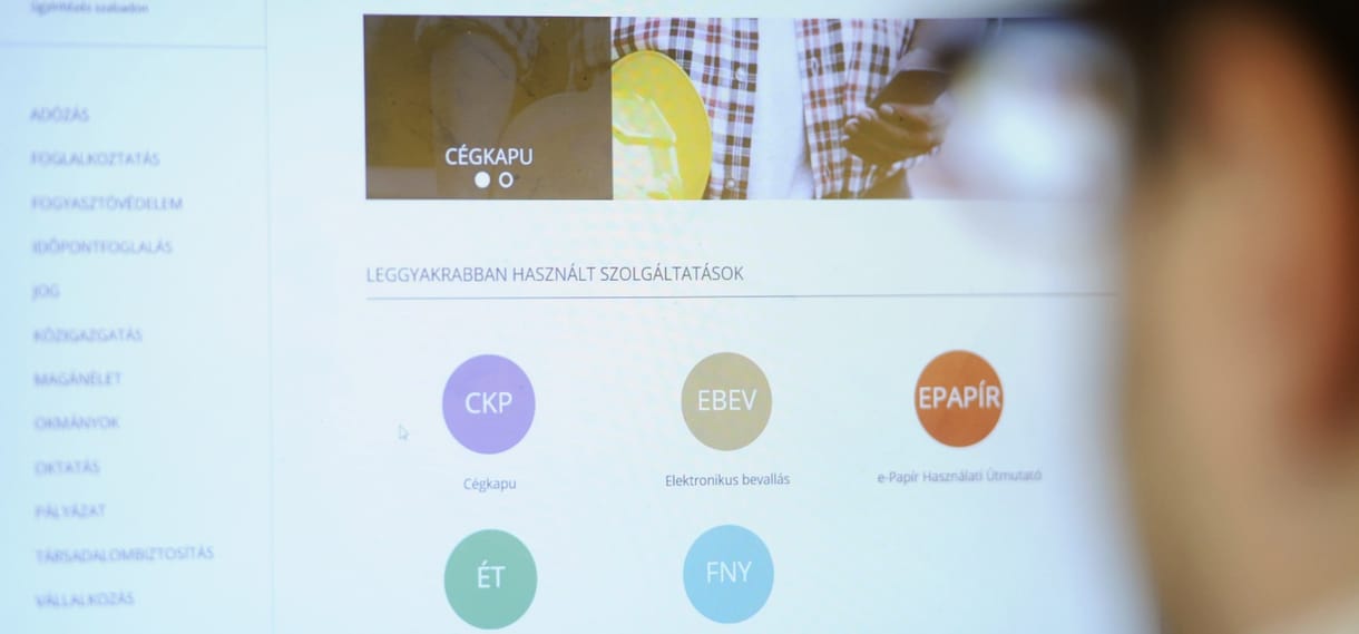 És mi mégis sorban állunk? Ezt kell tudnia az új e-ügyintézésről