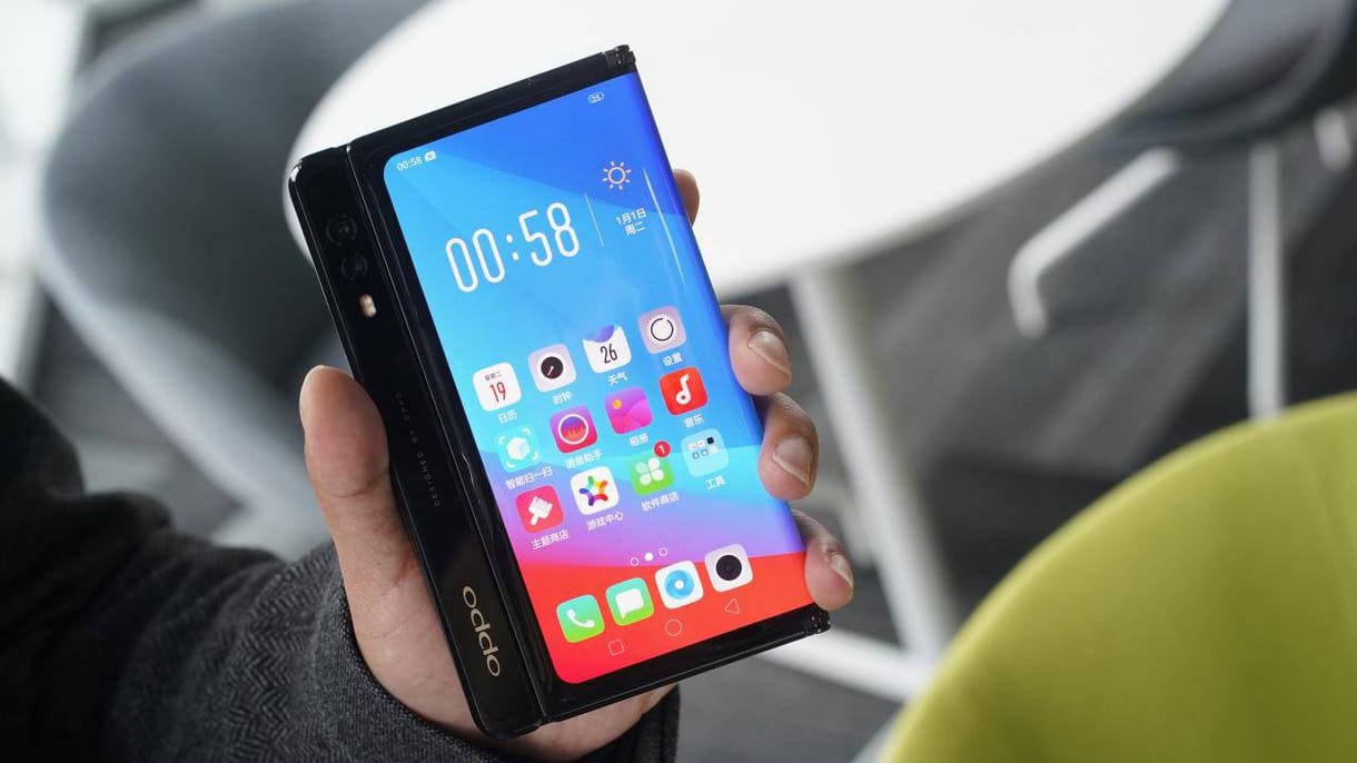 Annyira hasonlít az Oppo összehajtható okostelefonja a Huawei Mate X-re, hogy inkább be sem mutatták
