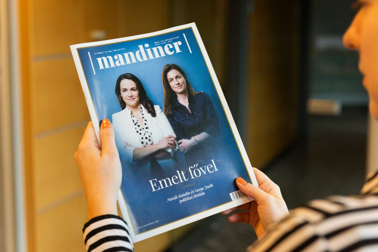 „Emelt fővel” – Novák Katalinnal és Varga Judittal a címlapján jelent meg a kormányközeli lap