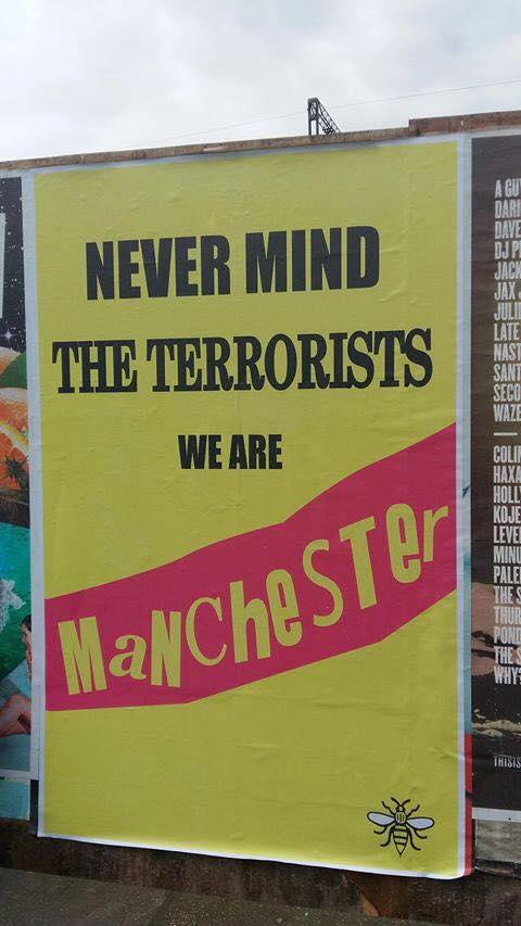 „Oda se a terroristáknak, mi Manchester vagyunk!”