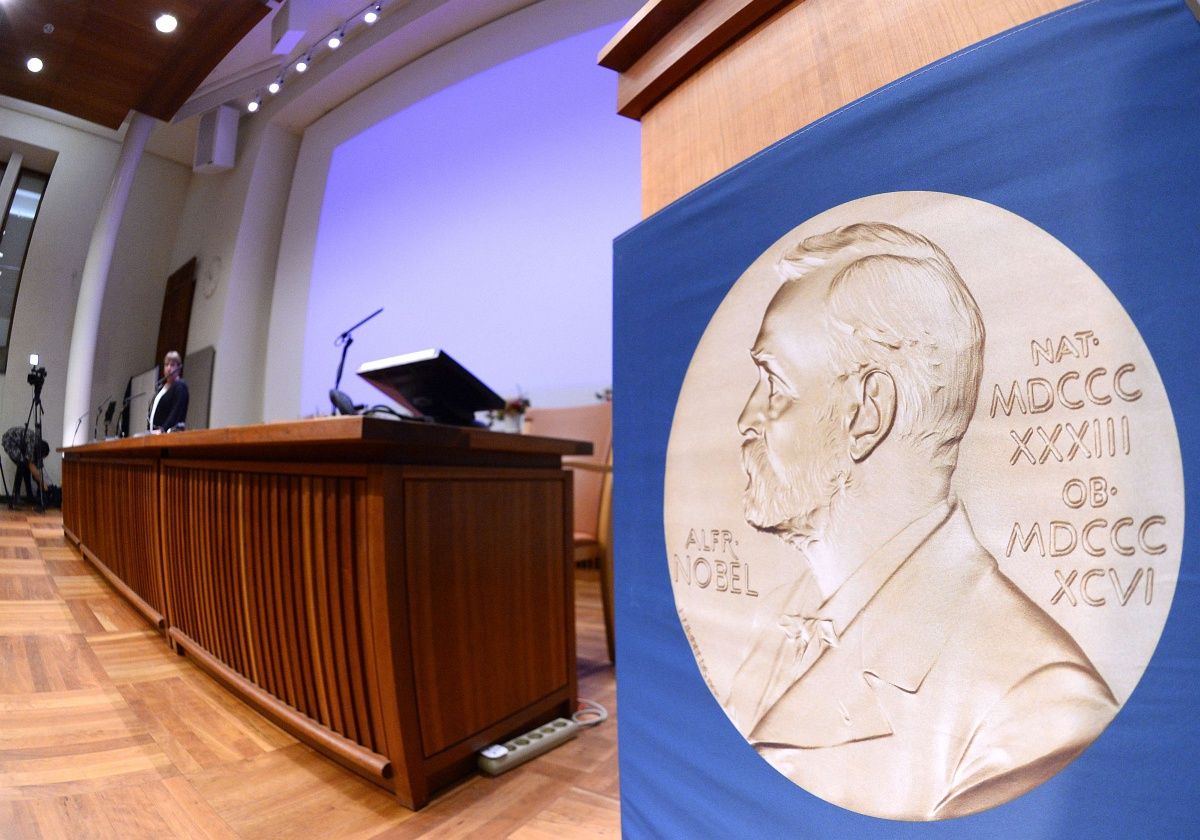 Indul az idei Nobel-szezon, az orvosi kategóriával kezdenek ma