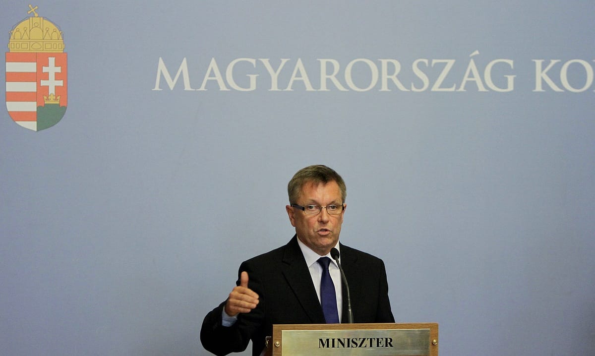 Vágó: Matolcsynak ki kell másznia a saját maga által ásott gödörből